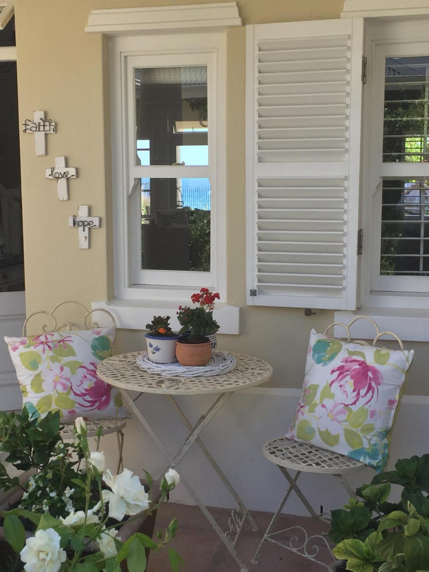 Sandals Beach Villa Херманус Екстериор снимка