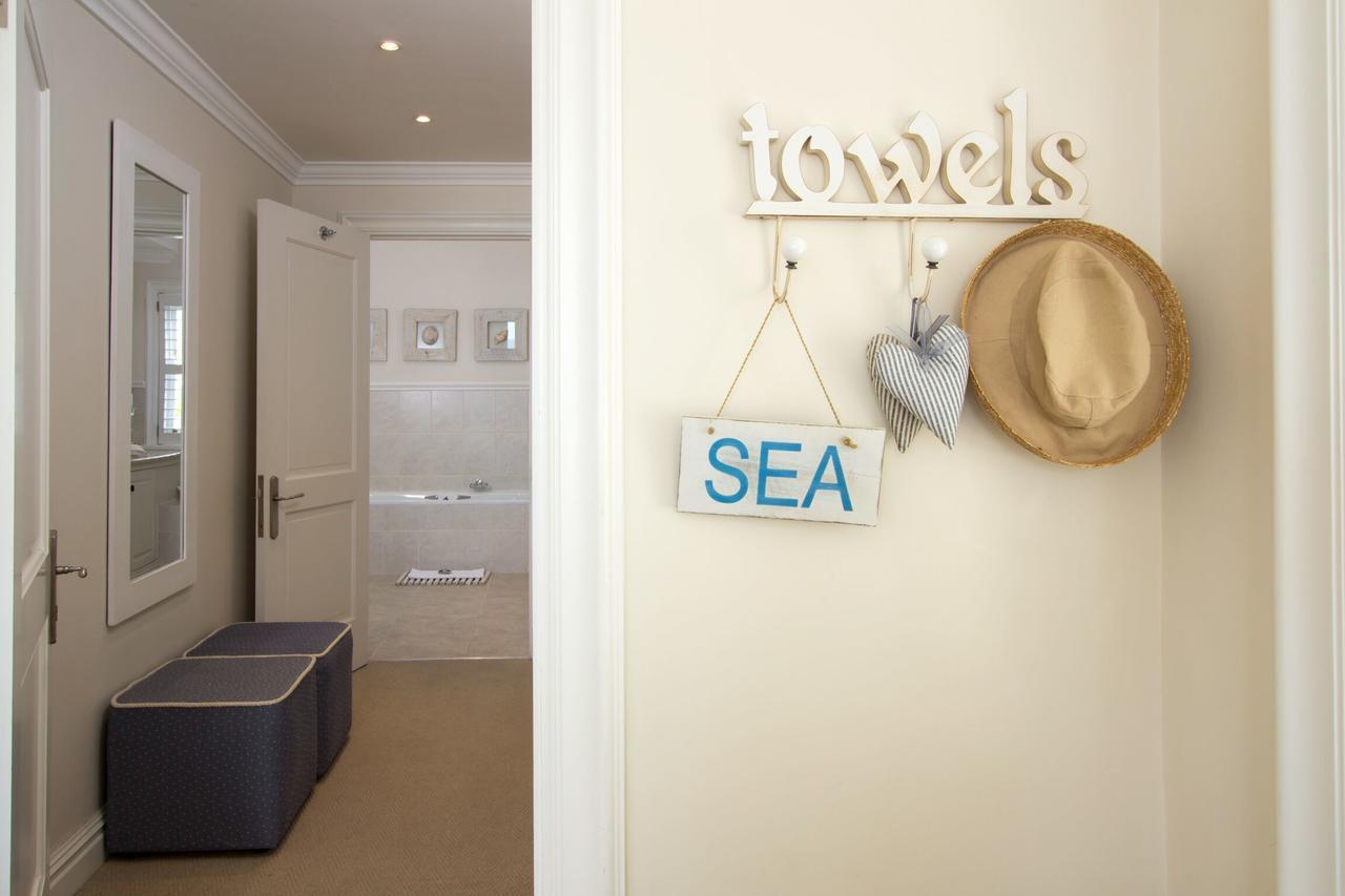 Sandals Beach Villa Херманус Екстериор снимка